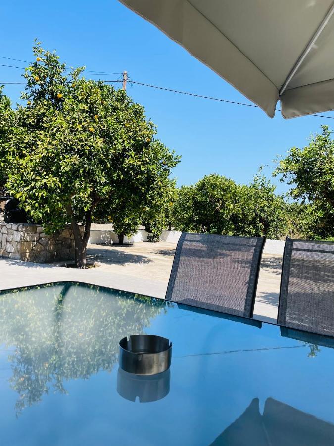 הוילה Epidaurus Citrus Garden מראה חיצוני תמונה